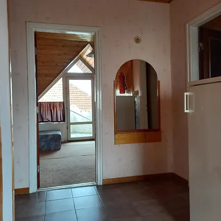 Julia Vendeghaz Apartment Sarospatak