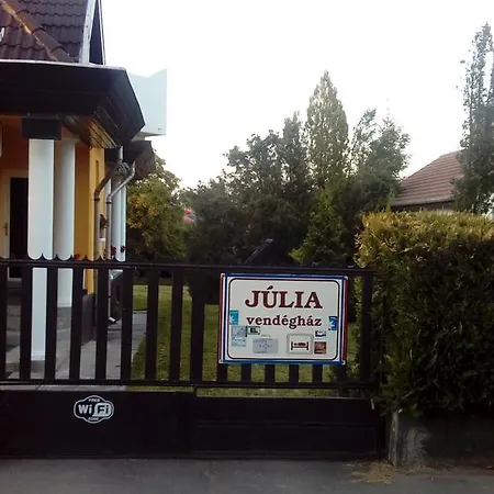 Julia Vendeghaz Apartment Sarospatak