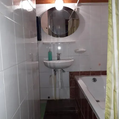 Apartament Julia Vendeghaz *