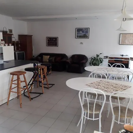 Julia Vendeghaz Apartment Sarospatak